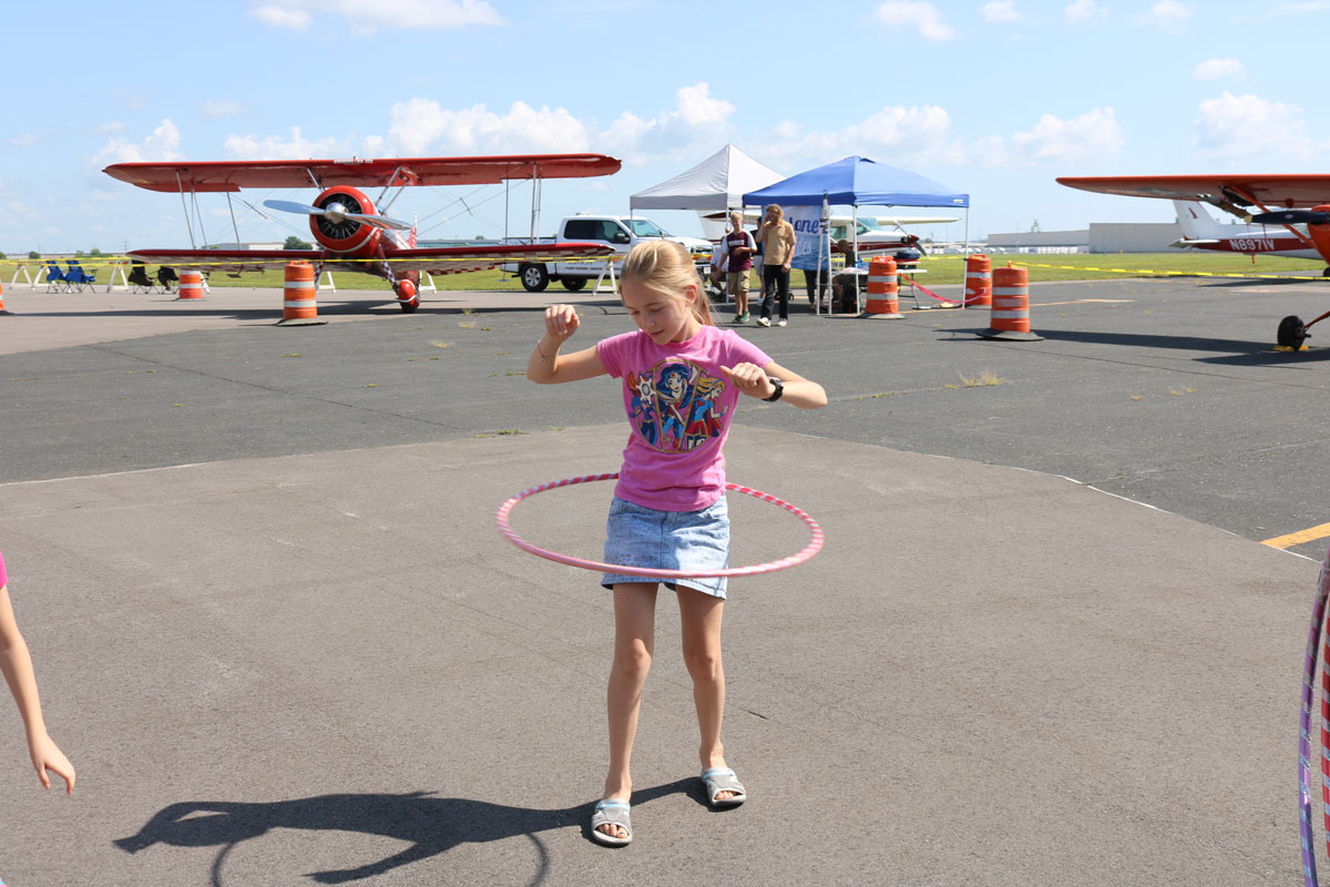 Hula Hoop Contestant